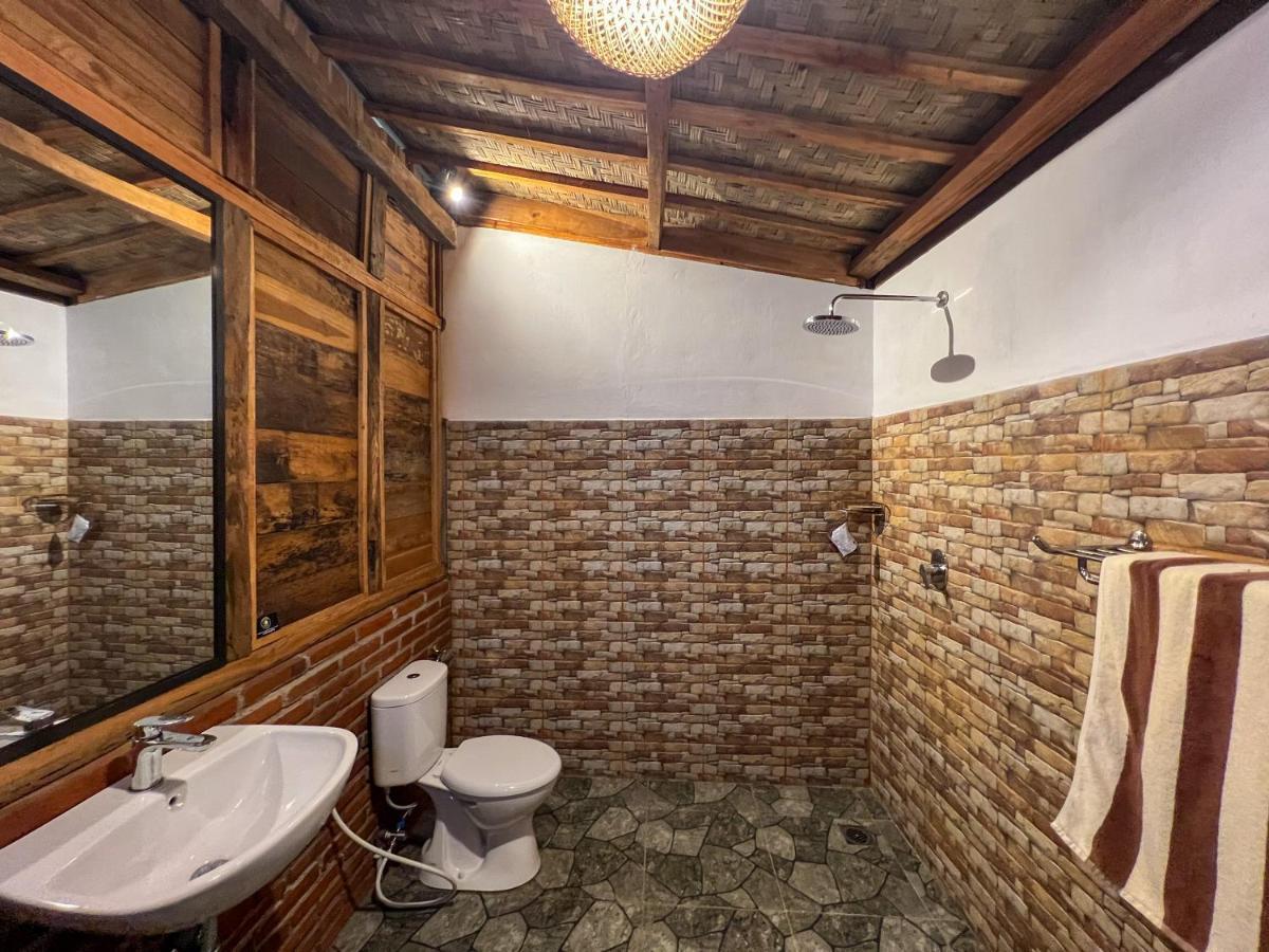 Melasti Villas Amed Buitenkant foto